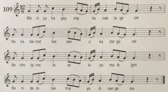 Mavi Çuha Giymiş Türküsünün Notası
